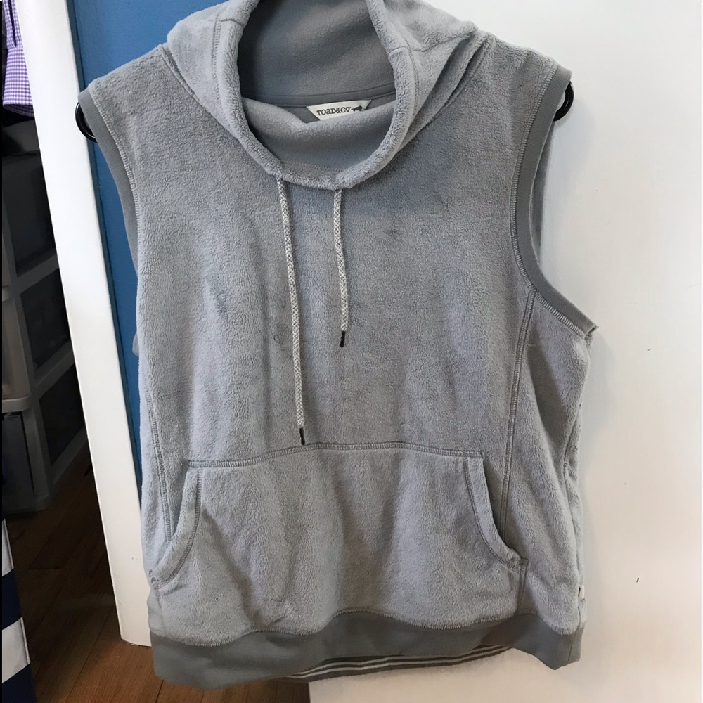 TOAD & CO cutoff sweatshirt
